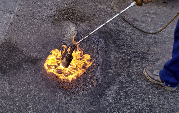 Avebury flat roofing repairs